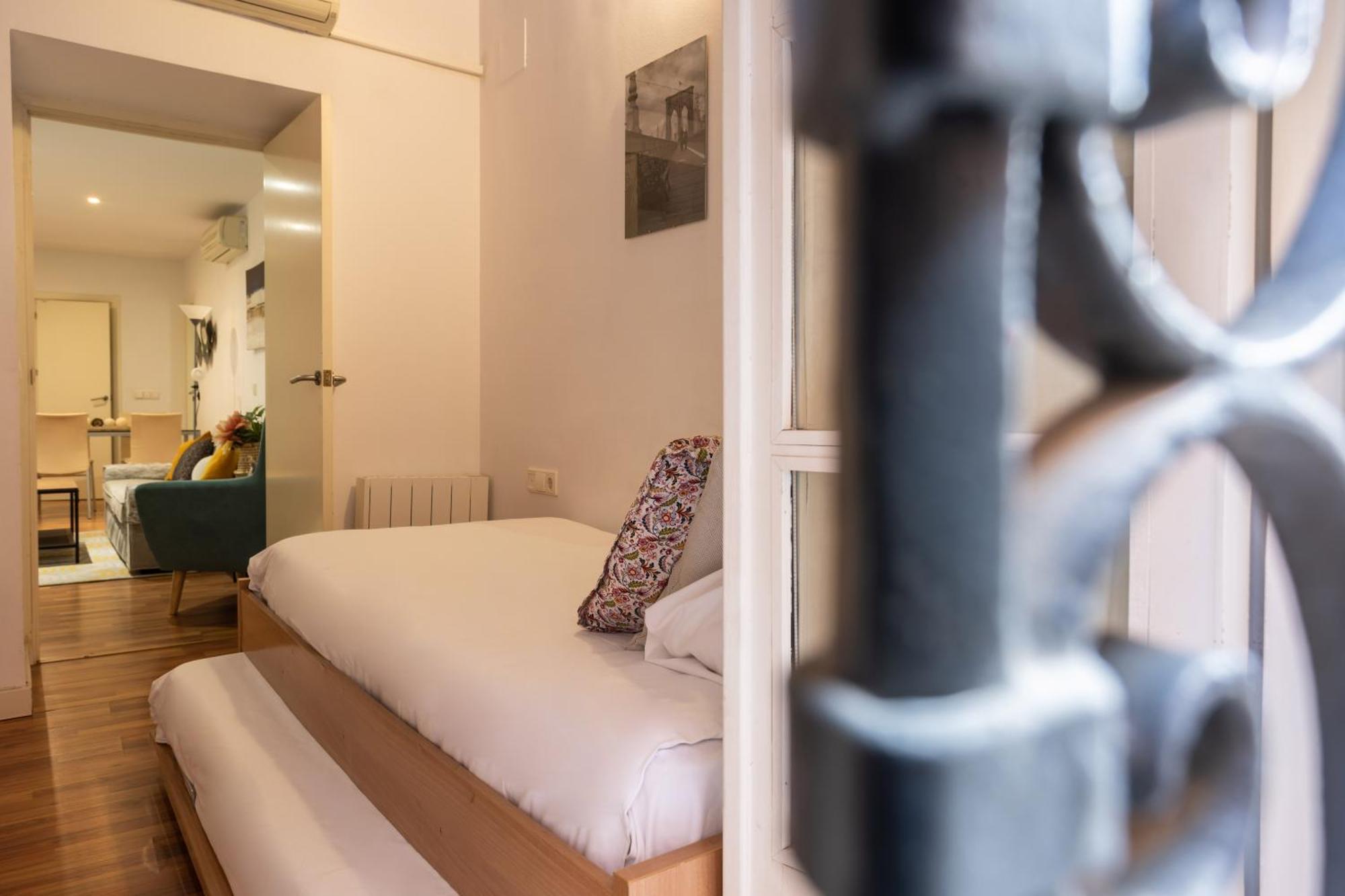 Vidrio Urban Apartment เซบีญา ภายนอก รูปภาพ
